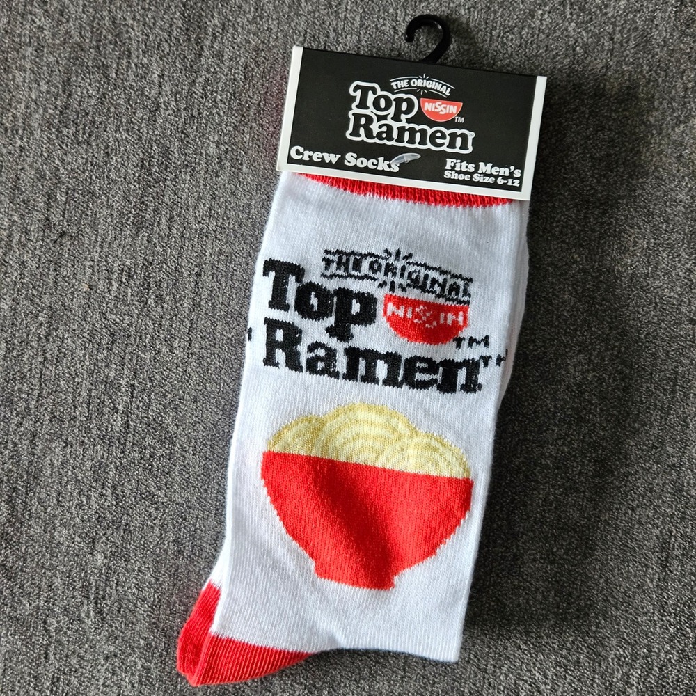 Nissin Top Ramen Crew Socks Mens White Red Novelty Food Graphic‎ Shoe Size 6-12